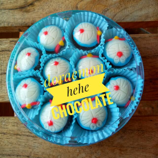 

Coklat karakter doraemon/coklat lucu/coklat lebaran/coklat hadiah/coklat toples