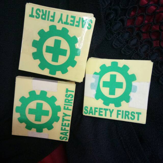 Stiker K3 safety first