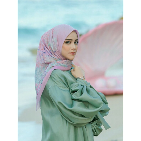 Buttonscarves X Disney The Little Mermaid Tea rose