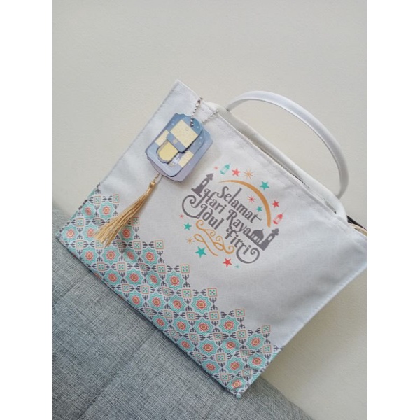 

Hampers Custom by Mami Mimi