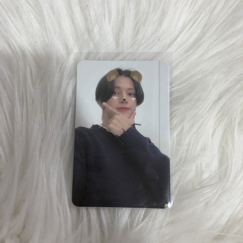 [booked] ateez wooyoung hottracks filter benefit photocard