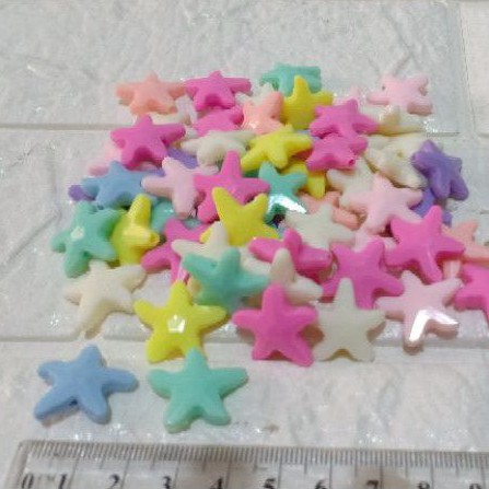 

Mote Model Bintang Warna Pastel 40gr isi kurang lebih 100pcs