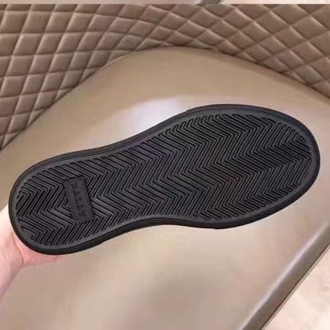 sepatu pria sneaker boots hitam cowok mirror quality kulit asli lv