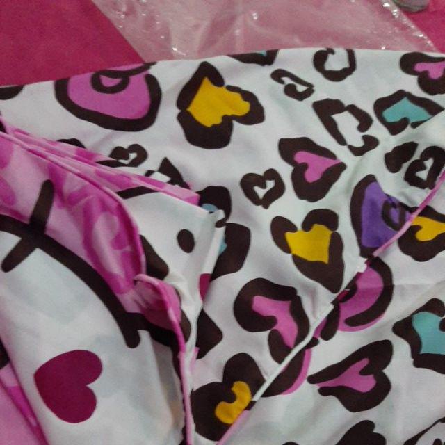 Sprei Hello Kitty Leopard Pink