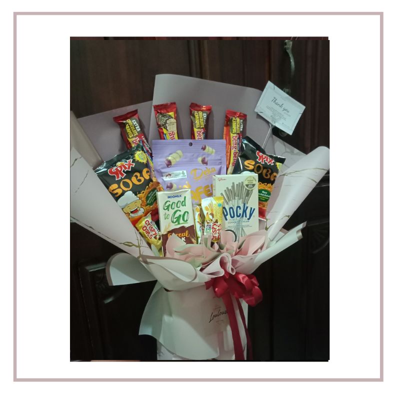 

Bouquet Snack, buket snack gresik by.louloudi.id