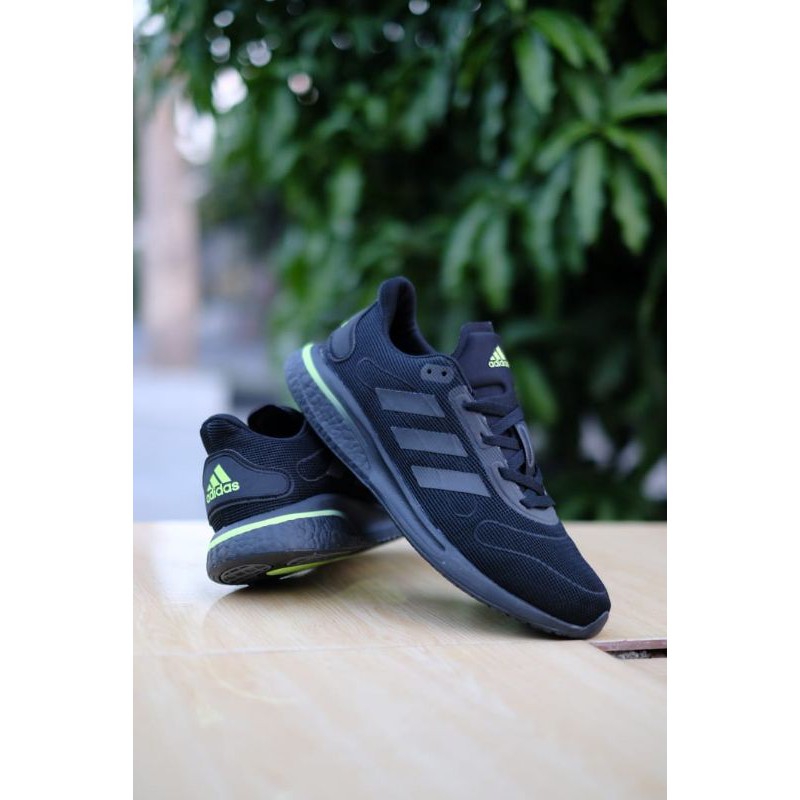 

Adidas Supernova black hijau stabilo