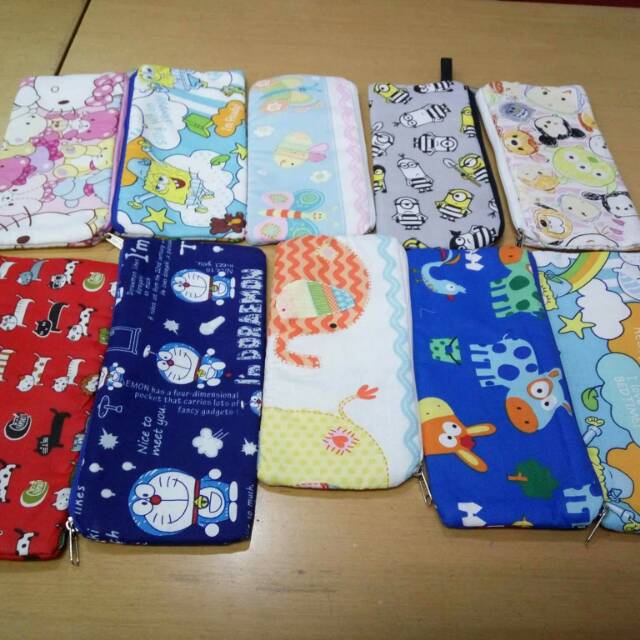 

Tempat pencil atau pouch