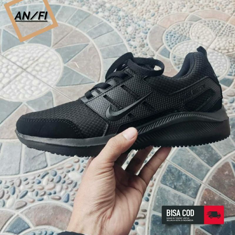 Sepatu Nike Hitam Polos Full Black Sekolah Olahraga Sneakers Sport