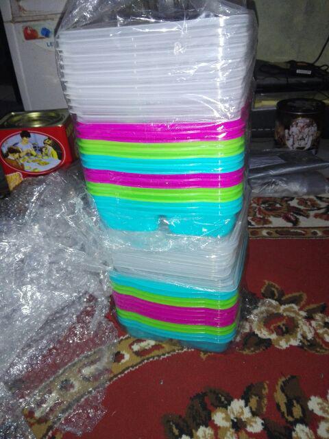 Gojek Lunch Box - Tempat Makan - Kotak Makan - Souvenir Ulang Tahun - Clio Nara