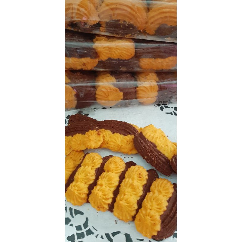 

Bangket banket Kue Mawar Kue Mentega Renyah / bangket premium