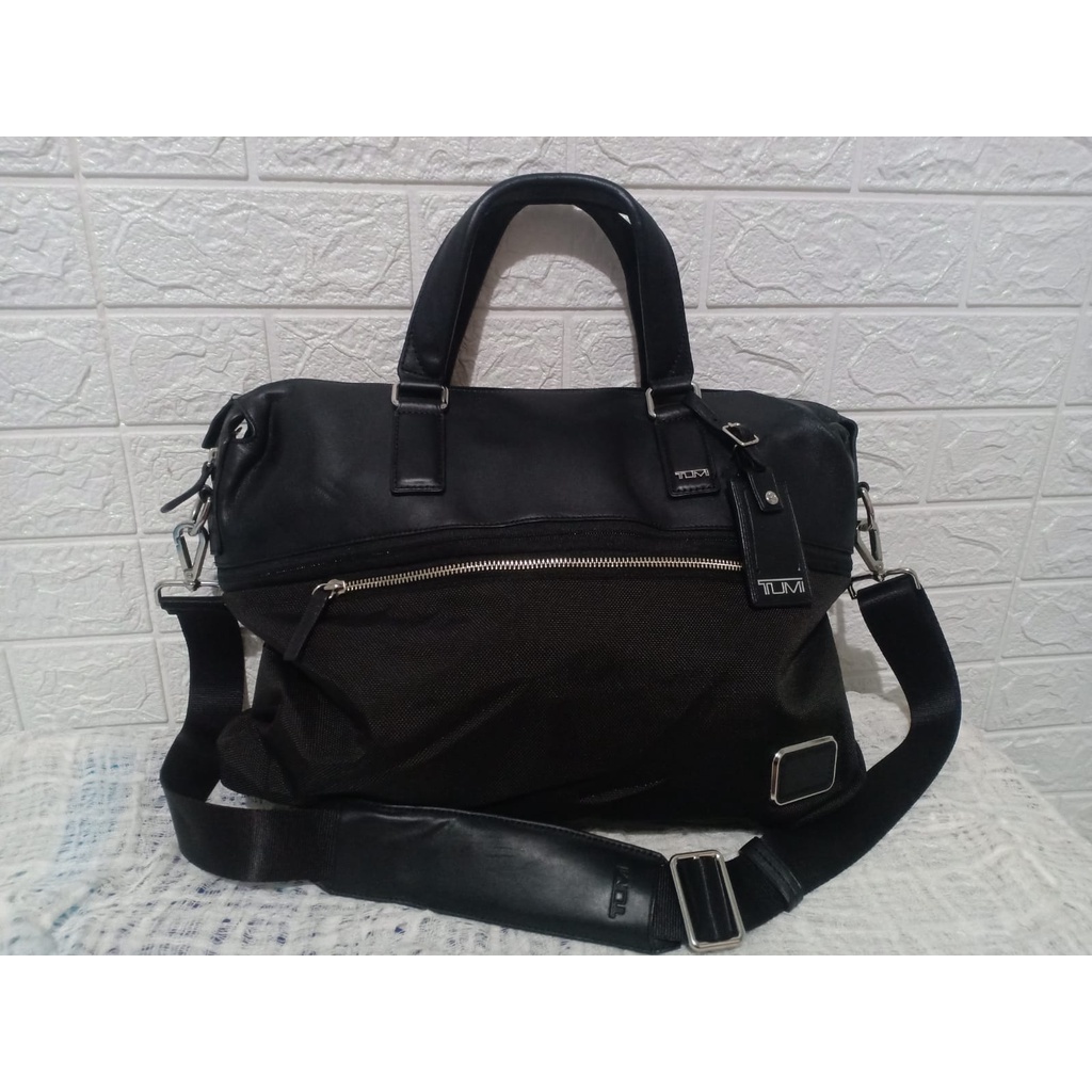 Tumi Messenger Bag Preloved