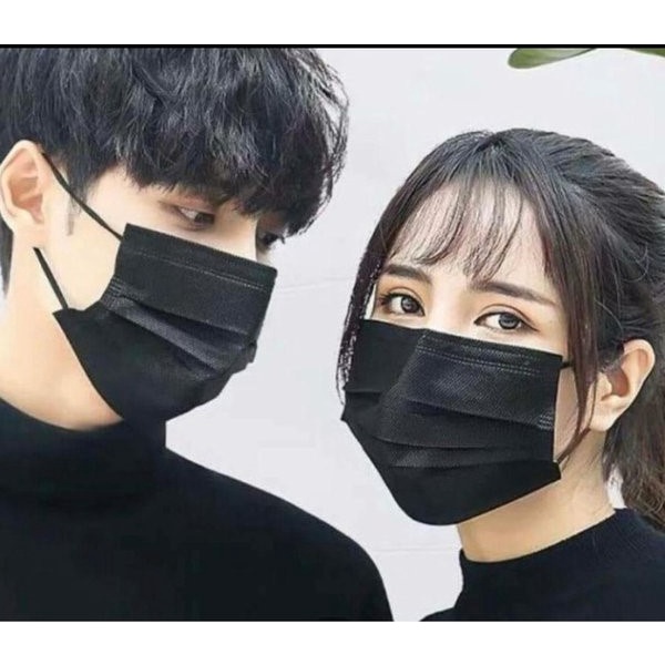 Masker Hitam Korea 3ply isi 50 PCS Per 1BOX K-POP IDOL DEWASA IMPORT Fashion Artis Korea masker Earloop Disposable mask (BISA COD)