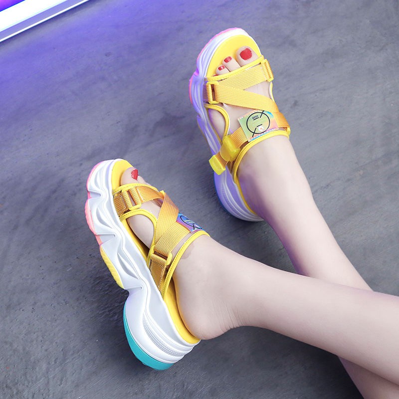 Sandals Wanita Slip Sandal Flip Flop cewek Anti Slip Tinggi Motif Colourfull Outsole Pelangi Trendy