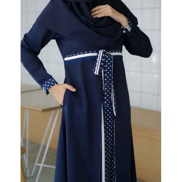 Baju Gamis Yumna Dress Motif Polka Salur