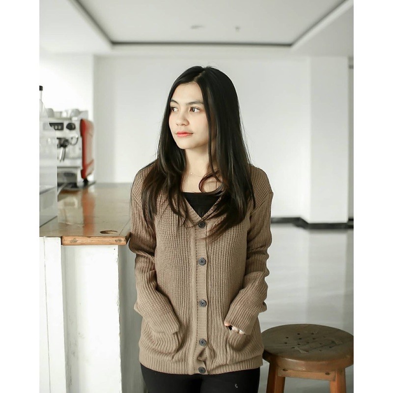 Merissa Outer Cardigan Rajut  Cardigan Rajut Kancing Saku Outer Merisa Knit