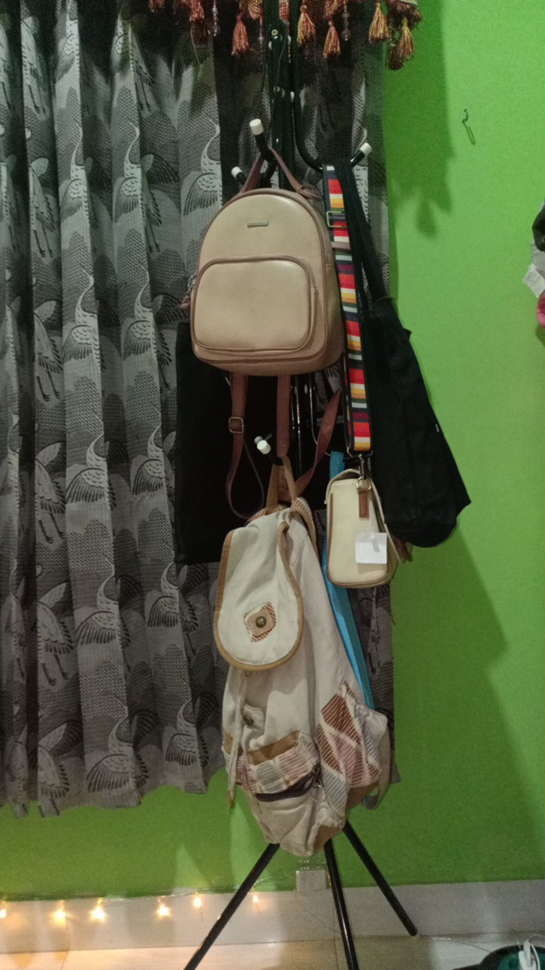 Multifunction Stand Hanger / Standing Hanger / Tiang Gantungan Baju, Tas Atau Topi