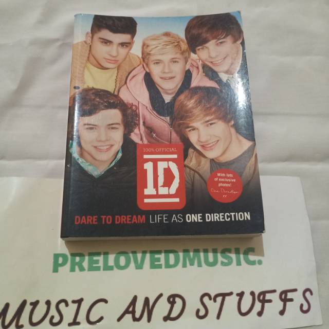 

One Direction Dare To Dream Official Book (English)