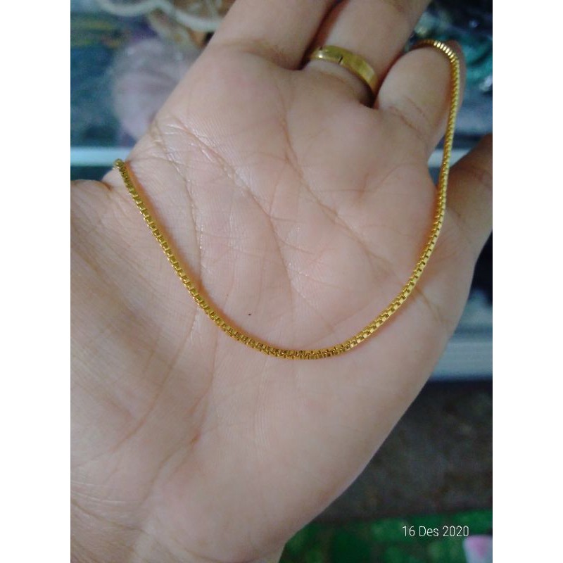 kalung italy lapis emas 24k tanpa Liontin cantik