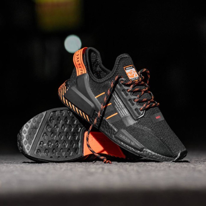 SEPATU ADIDAS NMD ORIGINAL FULL BLACK ORANGE