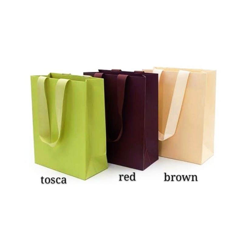 

BEST PRICE GOOD QUALITY PAPERBAG TOSCA . RED & BROWN 30 x 18 x 11 cm.