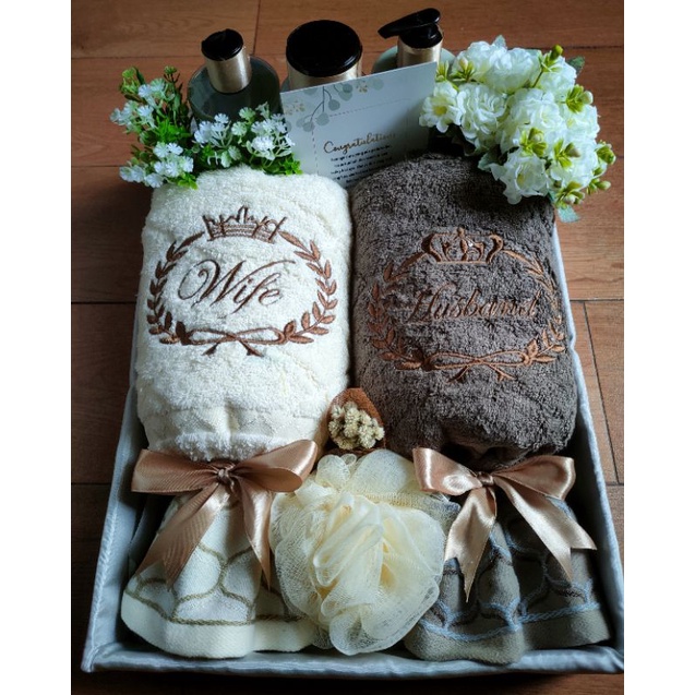 Paket Seserahan Peralatan Mandi/ Handuk couple / Hantaran Pernikahan