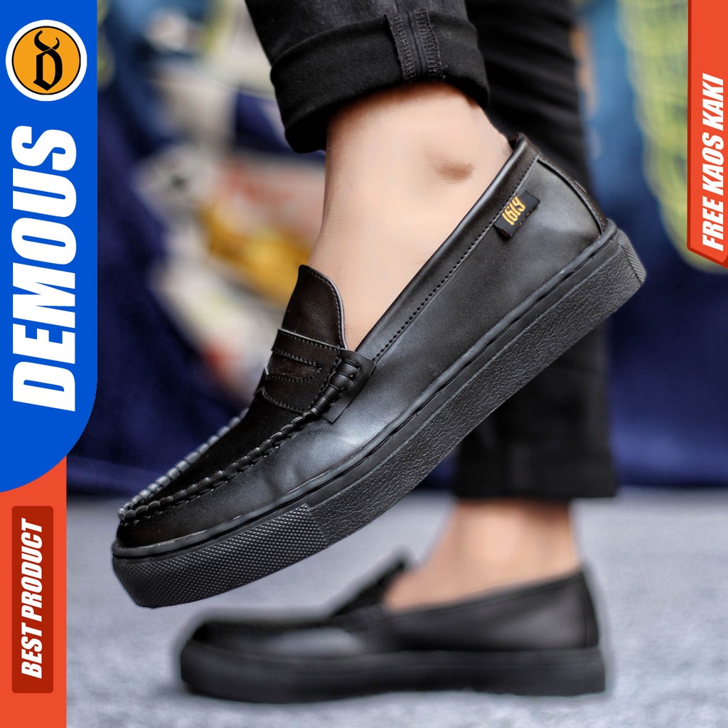 Sepatu Casual Pria Kasual Slip On Formal Kulit Pu Kerja Kantor Hitam Demous Travis