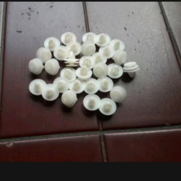 klip kancing doortrim isuzu panther capsul