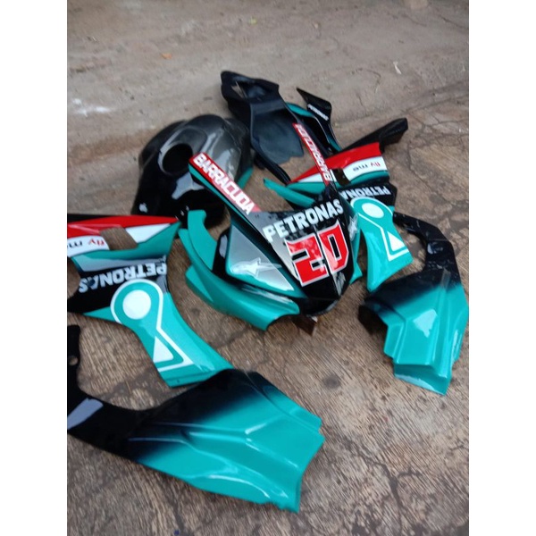 FullFairing Yamaha R15 Lama,V1,V2 dan V3 Model R1 M warna Motif Bisa request