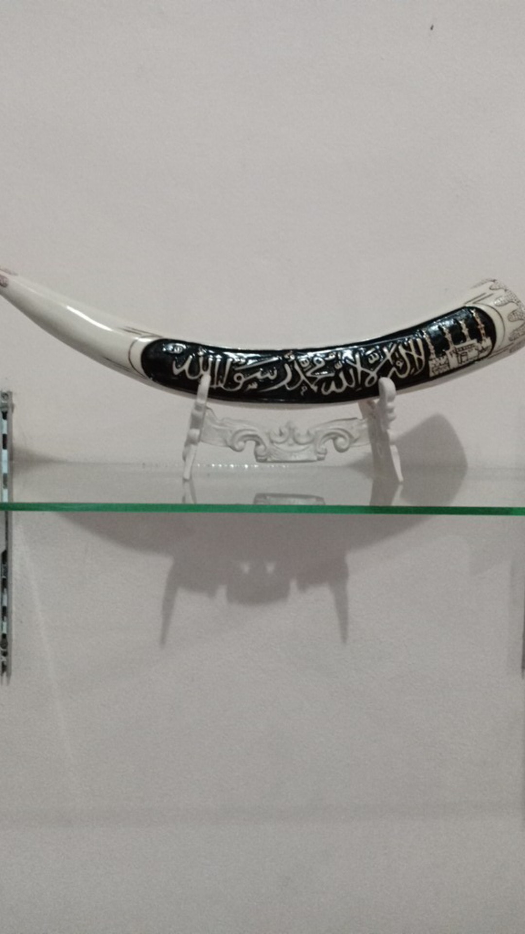 Pajangan Replika Taring Gading Gajah Lafadz Bismillah