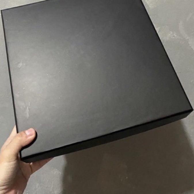

➮ Hardbox Polos Hitam Tersedia 3 Size Small Medium Large ◙