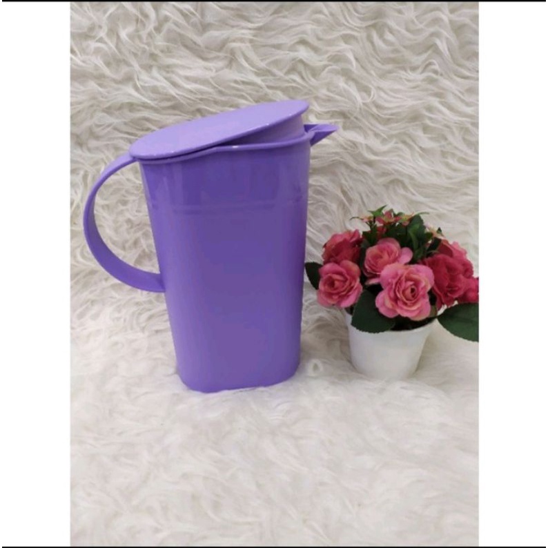pitcher jug teko familia ungu 1.7 ltr tupperware
