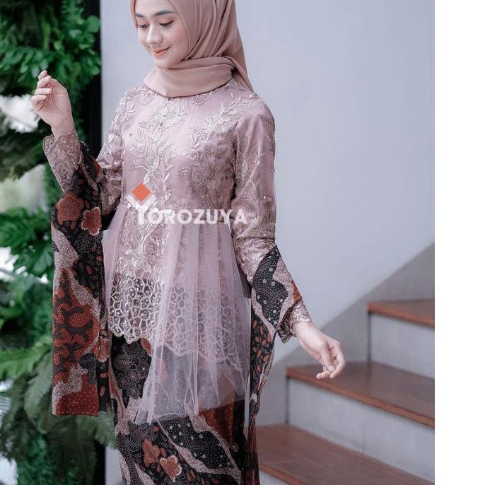 Terbaru Kebaya Couple Modern, Kebaya Tunangan Lamaran, Kebaya Wisuda, Kebaya Kondangan, Baju Batik M