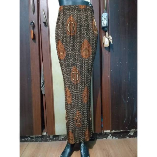 ROK PLISKET BATIK TRUNTUM