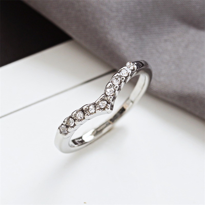 Cincin Berlian Bentuk V Bahan S925 Silver