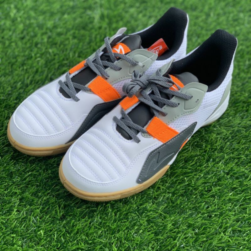 TERBARU SEPATU FUTSAL SPECS METASALA VOID WHITE DUSTI ORANGE