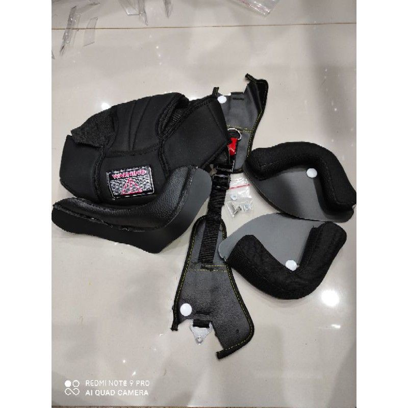 Busa Pipi Samping Full Set Gesper / Tali Custom Helm Cargloss Kancing 1 Plastik