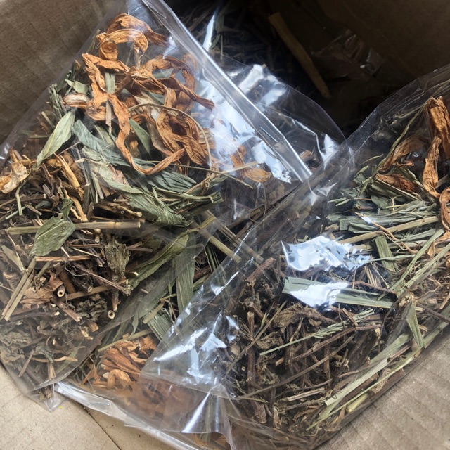 

Bubuk LiangTeh Minuman Herbal Tradisional China khas Selatpanjang