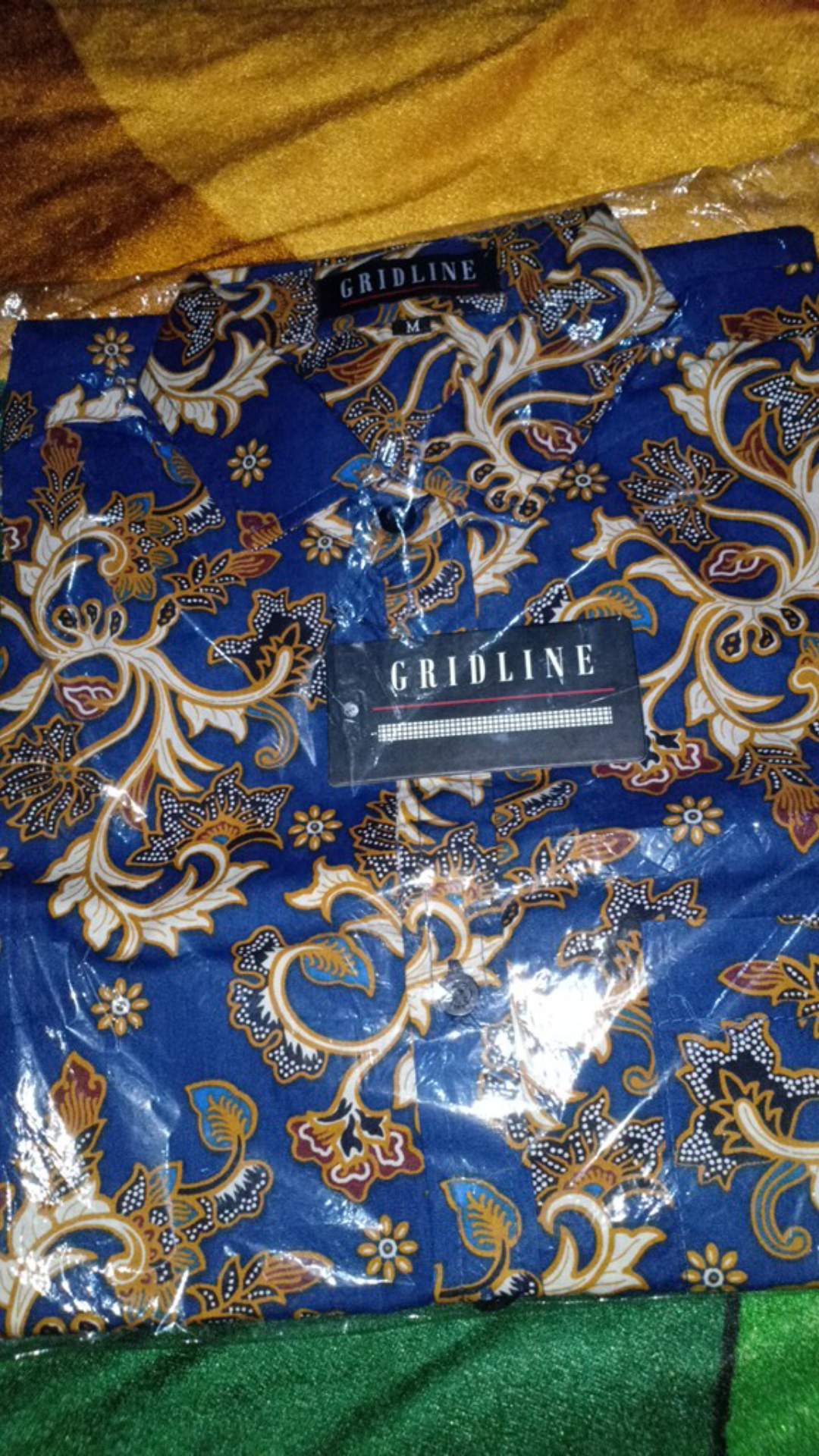 [gridline - R101 White Grey] Kemeja Batik Pria Katun Lengan Pendek Regular Modern