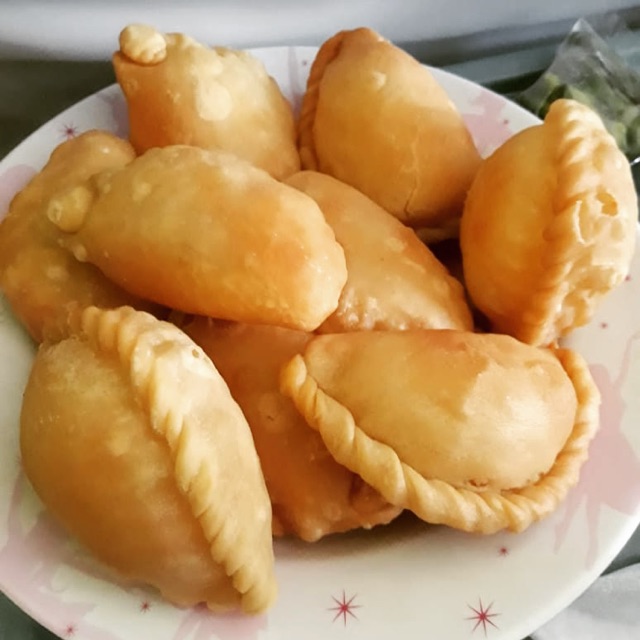 

PASTEL ISI SAYUR BIHUN HOMEMADE ISI 5 & ISI 10