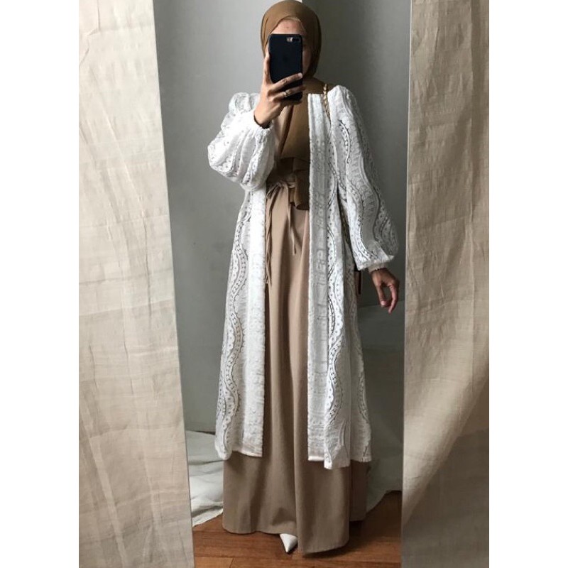 Raya Lace Outer-Off white