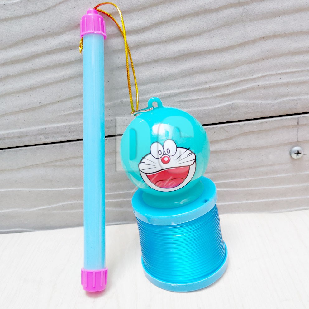 Cool Lantern Karakter Angri Bird Doraemon Minion Hello Kitty Mainan Boneka Per Tarik Bisa Nyala