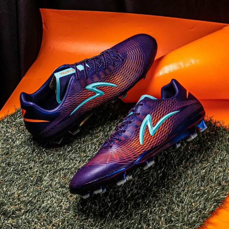 Sepatu Bola Specs LS Ultra FG