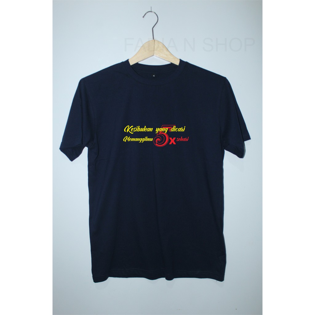 KAOS HIMBAWAN MELAKSANAKAN SHOLAT KAOS DISTRO KAOS BANDUNG