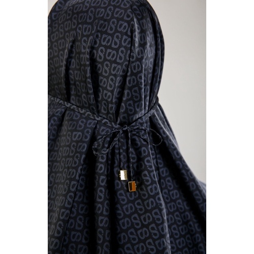 Buttonscarves Tapis Slip On Black NWT