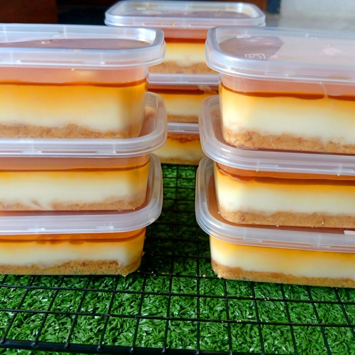 

Puding Vanila Caramel I box isi 6 pcs