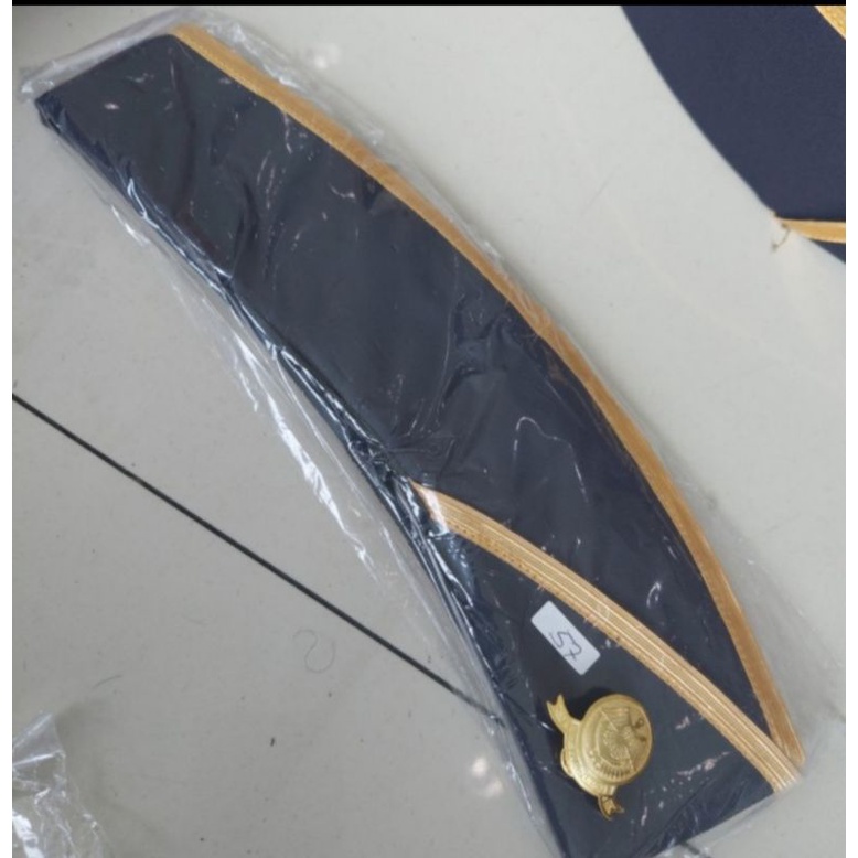 TOPI MUT PERHUBUNGAN LIS KUNING EMAS