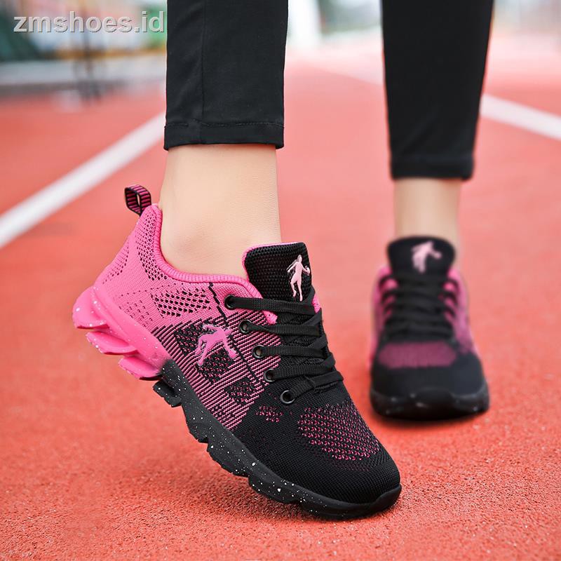 ladies summer sneakers