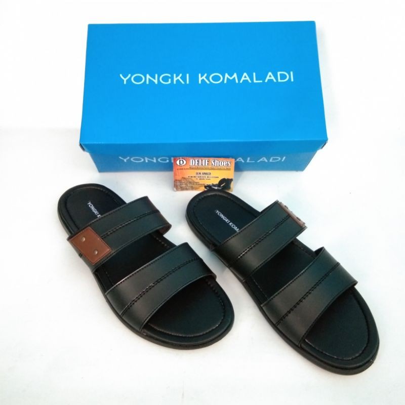 Sandal yongki komaladi pria casual terbaru