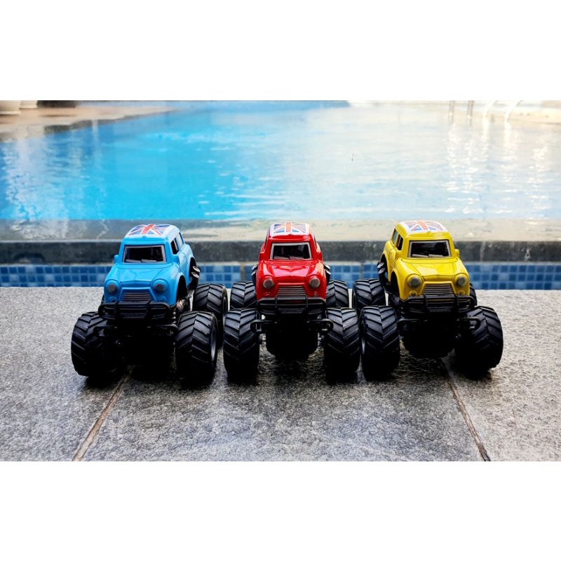 Mainan Mobil Jip Off Road 4 Drive Inertial Bigfoot JEEP Monster Truck Miniatur Diecast Mobil Mobilan