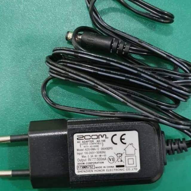 Adaptor Zoom utk gtr gitar effect Adaptor Efek Gitar Digital Zoom Ad16E